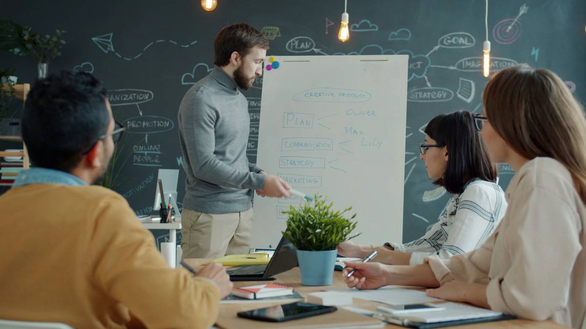 coach en transition professionnelle mapping client's transferable skills for career pivot